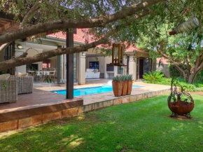 Pecanwood 5 Bedroom, 10 Fairview Drive